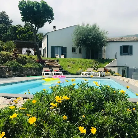 A Parochja Villa *